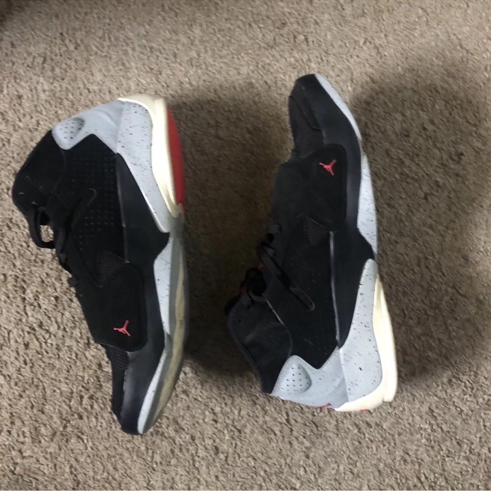 Jordan Men's Shoes - Black and Gray